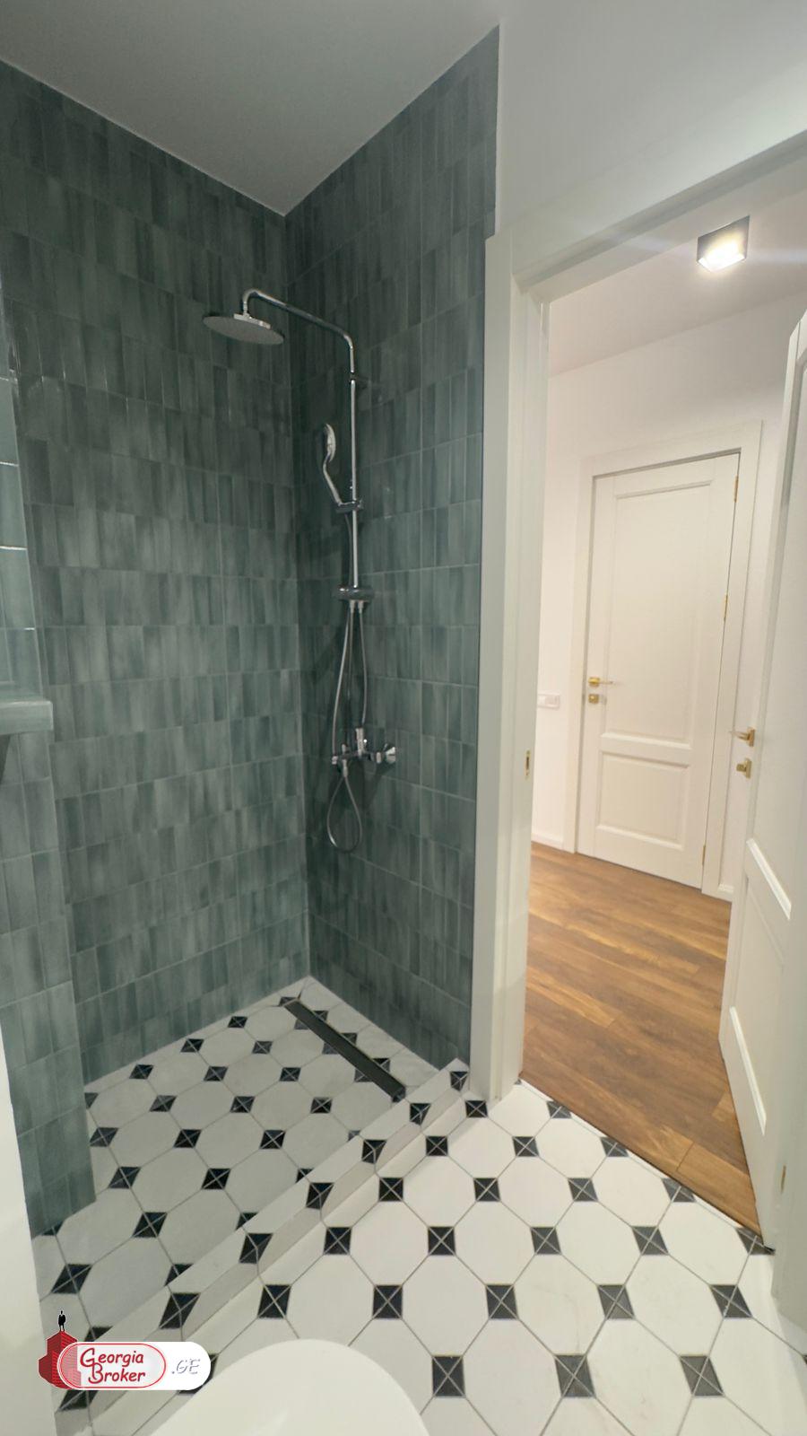 nearly repaired 2-room apartment for sale